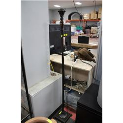 VINTAGE STYLE FLOOR LAMP NO SHADE