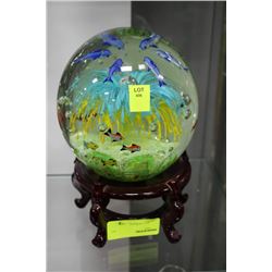 ART GLASS DOLPHIN SHPERE  W STAND