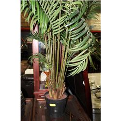 SHOWHOME ARTIFICIAL PLANT