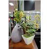 Image 1 : 2 SHOWHOME VASES W ARTIFICIAL FLOWERS
