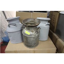 SMALL VINTAGE CREAM CAN X3