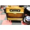 Image 1 : VINTAGE RADIO WITH RECORD PLAYER, AS-IS