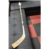 Image 1 : GORDIE HOWE KOHO 2210 PRO FIBRE SIGNED HOCKEY