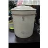 Image 1 : 5 GALLON CROCK WITH LID