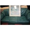 Image 4 : GREEN LEATHER SOFA LOVE SEAT AND CHAIR
