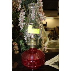 VINTAGE OIL LANTERN - RED