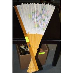 HAND PAINTED LARGE JAPANESE BAMBOO FAN