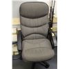 Image 1 : LARGE PADDED HIGHBACK OFFICE CHAIR