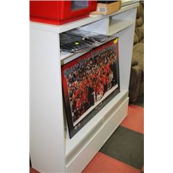 WHITE TV CABINET W/ MOUNT