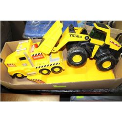 LARGE TONKA TRANSPORTER WITH BULLDOZER