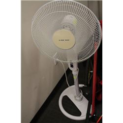 WHITE PEDISTAL FAN