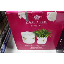 ROYAL ALBERT FLOWER POTS(NEW) 2PCS