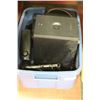Image 1 : TOTE OF COMPUTER SPEAKERS - 1 COMPLETE SET & 1