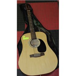 ACADEMY GUITAR WITH BAG CASE
