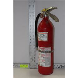 FIRE EXTINGUISHER WITH CHARGE