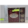 Image 1 : BOX SET OF "FERN"  CRANBERRY SCENTED CANDLES
