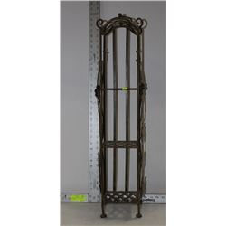 METAL PLANT STAND