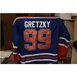 WAYNE GRETZKY OILERS JERSEY