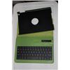Image 1 : IPAD CASE WITH BUILT IN BLUETOOTH KEYBOARD
