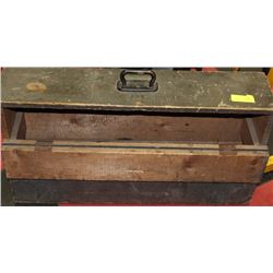 VINTAGE WOOD TOOL BOX