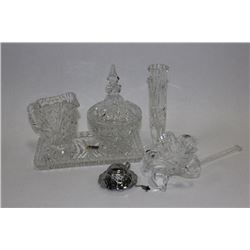 TRAY OF PINWHEEL CRYSTAL CREAMER & SUGAR DISH