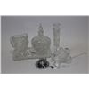 Image 1 : TRAY OF PINWHEEL CRYSTAL CREAMER & SUGAR DISH