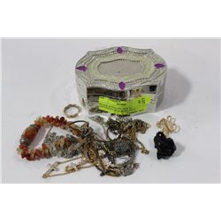 SILVER JEWELLRY BOX W / CONTENTS ( BLACK VELVET )