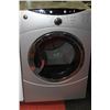 Image 2 : GE WASHER AND DRYER SET