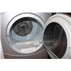 Image 4 : GE WASHER AND DRYER SET