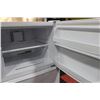 Image 2 : GE APT. SIZE WHITE FRIDGE