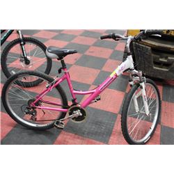 MONGOOSE LADIE'S 21 SPEED MOUNTAIN BIKE WITH FRONT