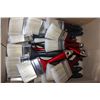 Image 1 : BOX OF NEW PAINTBRUSHES