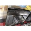 Image 1 : COMMERCIAL KITCHEN HOOD VENTS W/ FILTERS