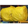 Image 1 : INSULATED TARP