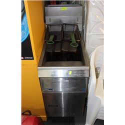 COMMERCIAL DEEP FRYER