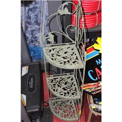 METAL CORNER STAND