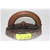 Image 1 : VINTAGE SAD IRON