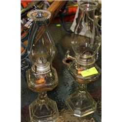 2 VINTAGE OIL LAMPS