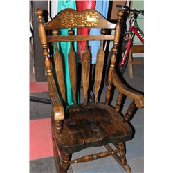 ROCKING CHAIR