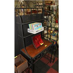 WOOD AND METAL BAKERS RACK