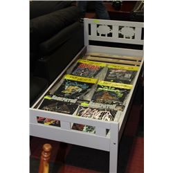 CHILDREN'S BEDFRAME