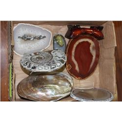 SMALL GEODE AND SHELL COLLECTION