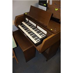 DUAL KEYBOARD ORGAN