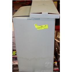 NEW PARTYLITE STUDIO GLASS HURRICANE VASE