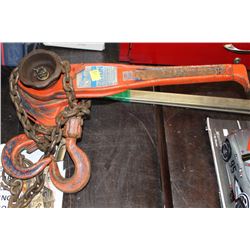 1 1/2 TON CHAIN HOIST