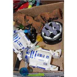 FLAT OF STAR WARS COLLECTIBLES INCLUDING DARTH