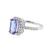 Image 2 : 18KT White Gold 2.31 ctw Tanzanite and Diamond Ring