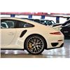 Image 9 : 2014 White Porsche 911 Turbo S Coupe