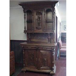 Ruben’s Cabinet - 17th. Century Original Flandern Hand Crafted Oak Cabinet