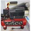 Image 1 : SMALL AIR COMPRESSOR